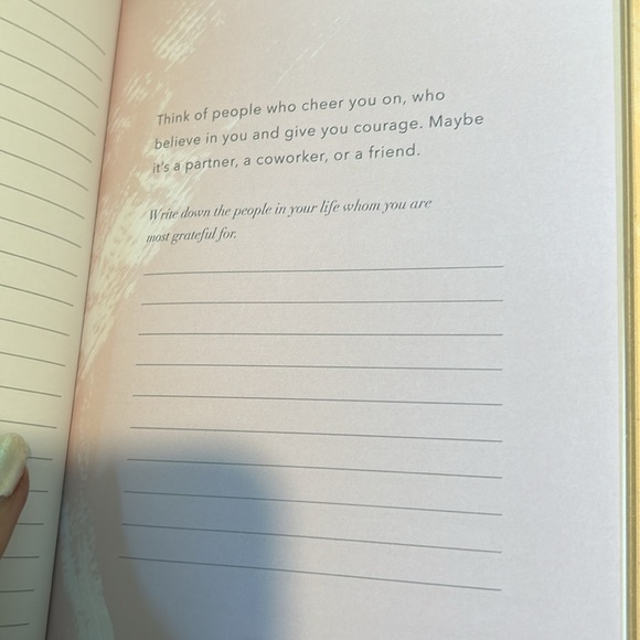 Simply Grateful Reflection Journal - Picture 5 of 8